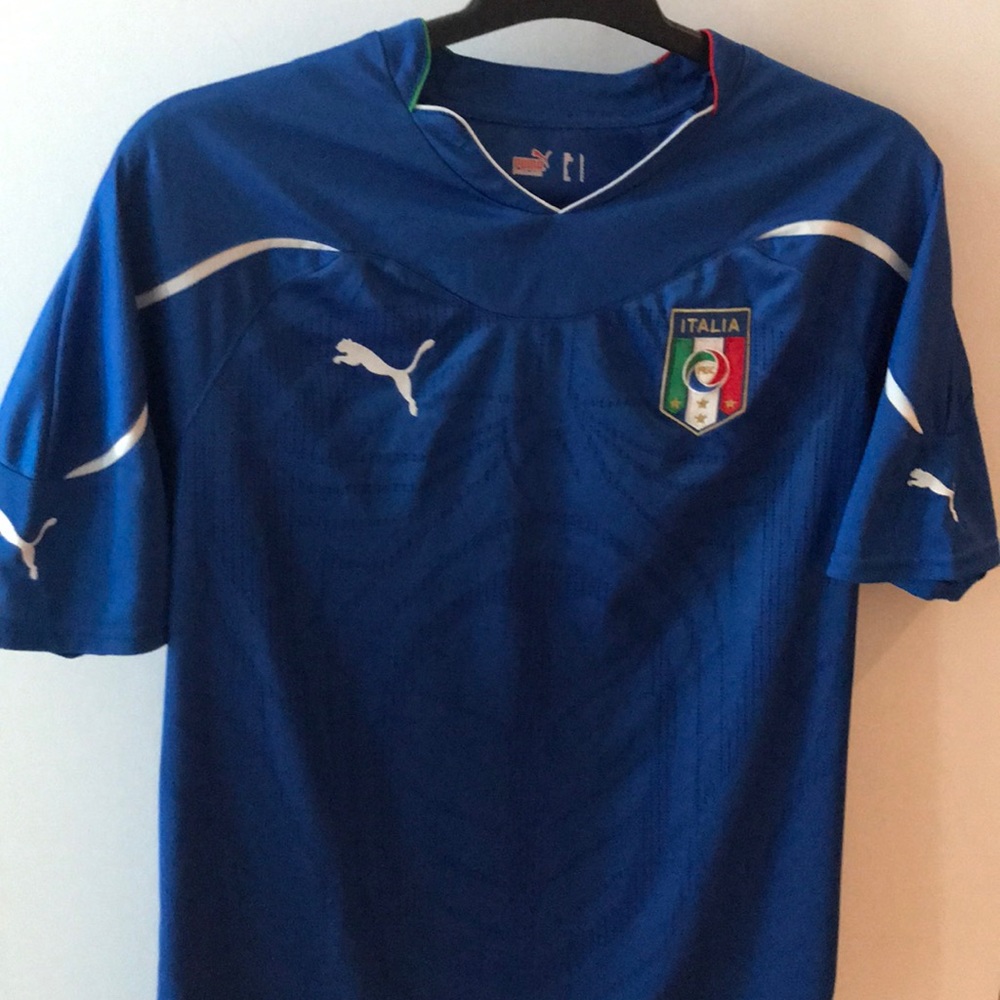 Italy World Cup jersey (2010 kit)